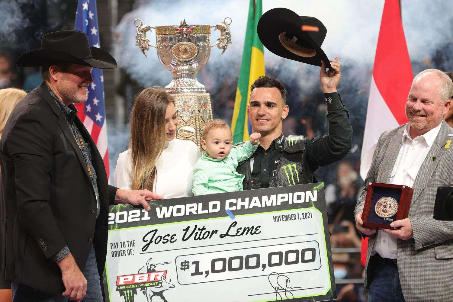 How Much Money Did Jose Vitor Leme Make? 2 How Much Money Did Jose Vitor Leme Make?